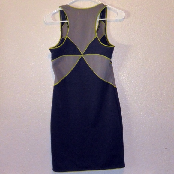 UO Silence + Noise Color-block Body-con Dress - Picture 2 of 5